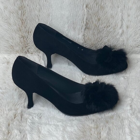 Stuart Weitzman Black Suede Pom-Pom Pumps Size 5M - Picture 5 of 10